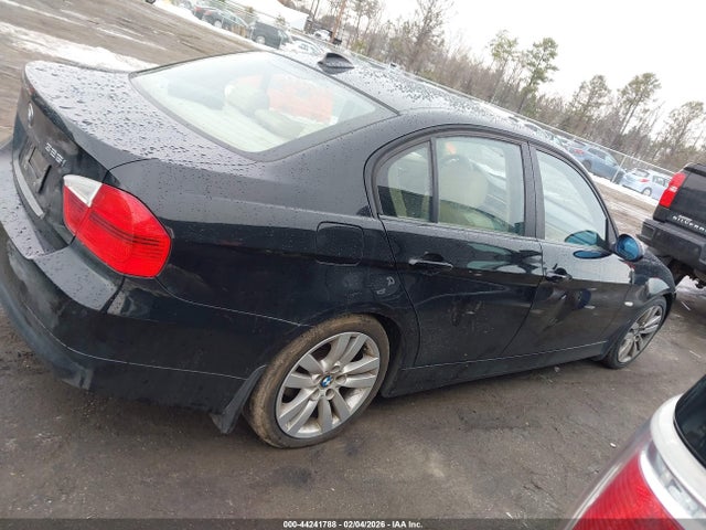 44241788 :رقم المزاد ، WBAVB13526PS66002 vin ، 2006 Bmw 325i مزاد بيع