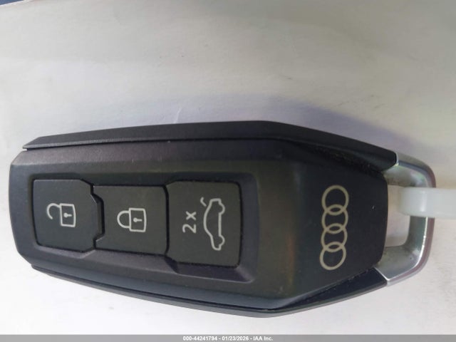 WA134BGF3SA022685 Audi Q6 E-tron Prestige Quattro