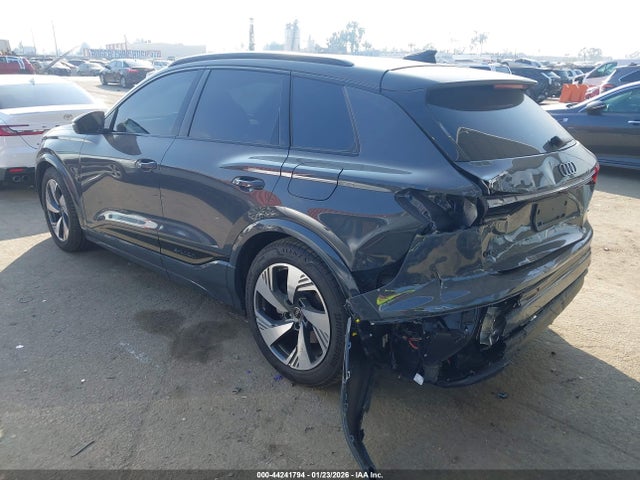 WA134BGF3SA022685 Audi Q6 E-tron Prestige Quattro