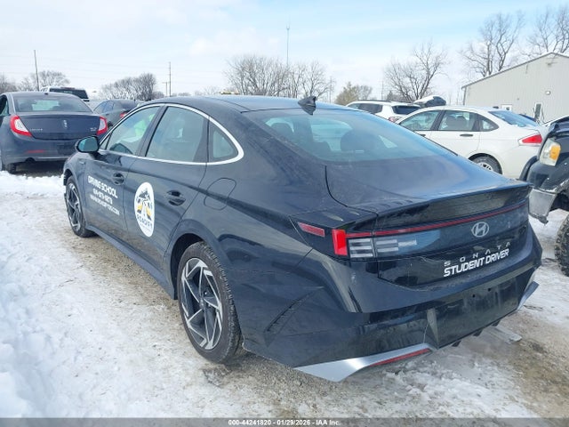 2025 HYUNDAI SONATA KMHL14JA1SA471978 Photo 2
