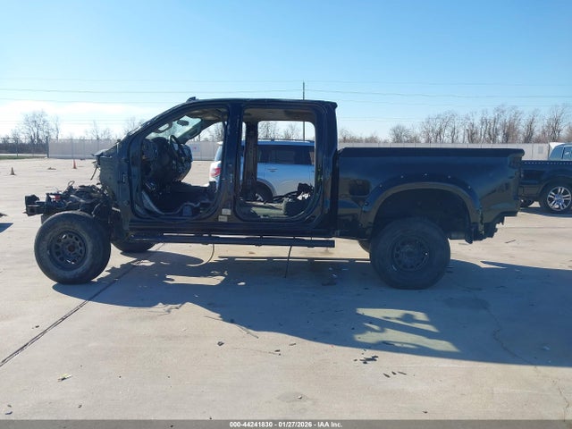 3GCPYFEL2MG132028 Chevrolet Silverado 1500