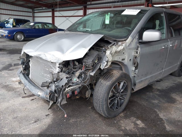 2C4RDGEG3JR190250 Dodge Grand Caravan Gt