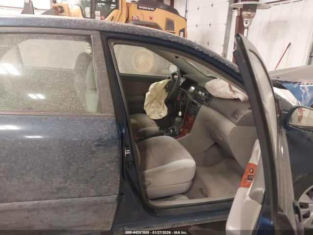 2007 TOYOTA COROLLA 1NXBR32E87Z930722 Photo 4