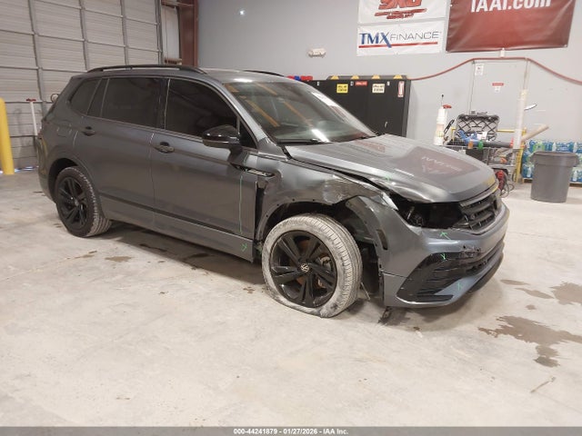 2024 VOLKSWAGEN TIGUAN 3VVCB7AX1RM138671