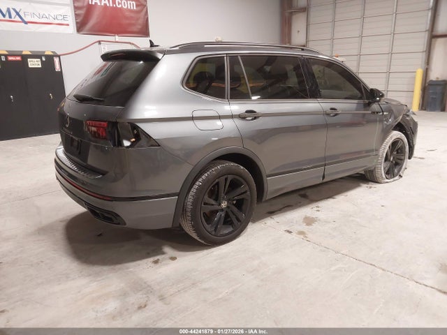 2024 VOLKSWAGEN TIGUAN 3VVCB7AX1RM138671 Photo 3