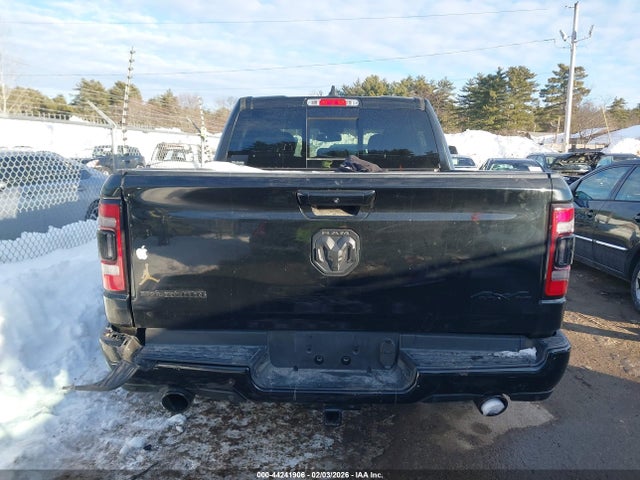 44241906 :رقم المزاد ، 1C6SRFFT2MN515777 vin ، 2021 Ram 1500 Big Horn  4x4 5'7 Box مزاد بيع