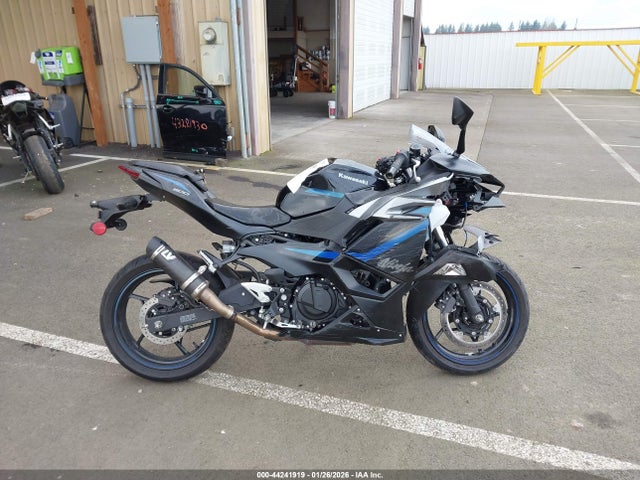 ML5EXGG19SDA45827 Kawasaki EX500
