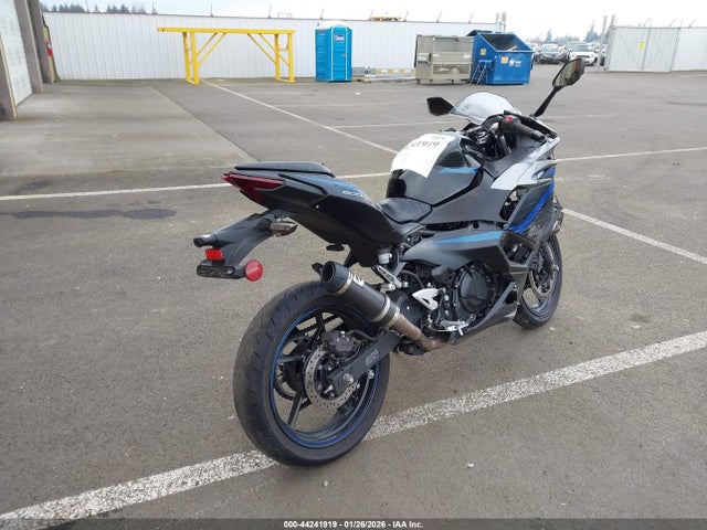 ML5EXGG19SDA45827 Kawasaki EX500
