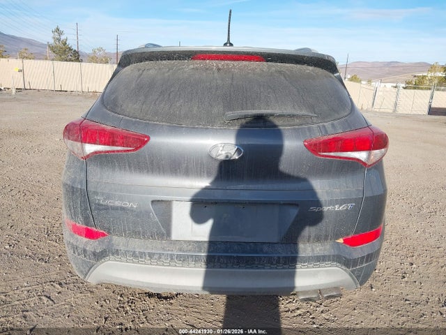 KM8J33A23HU496893 Hyundai Tucson Sport