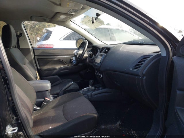 2017 MITSUBISHI OUTLANDER SPORT JA4AR3AW9HZ031229 Photo 4