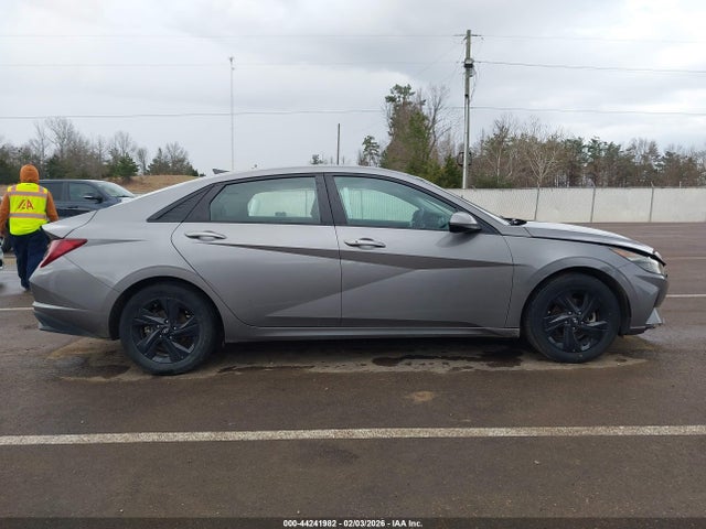 KMHLS4AG4MU063610 Hyundai ELANTRA SEL