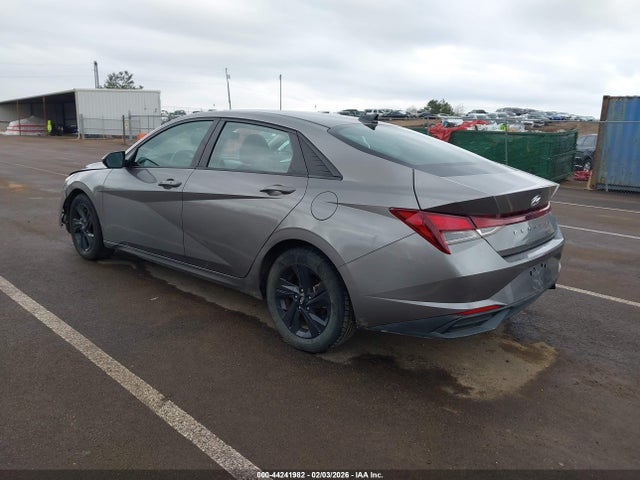 2021 HYUNDAI ELANTRA KMHLS4AG4MU063610 Photo 2