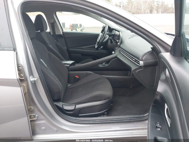 2021 HYUNDAI ELANTRA KMHLS4AG4MU063610 Photo 4