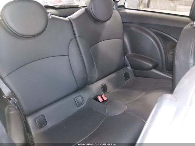 2011 MINI COOPER S WMWSV3C5XBTY25125 Photo 7