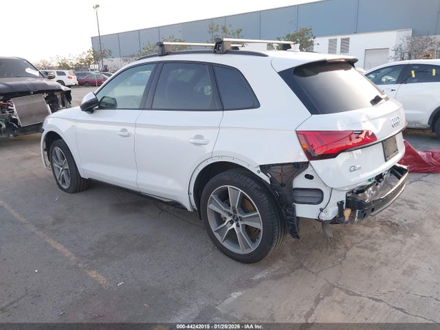 2025 AUDI Q5 WA1GAAFY9S2002586 Photo 2