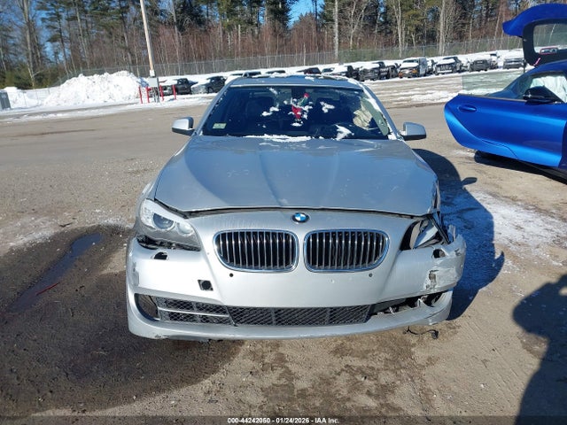 44242050 :رقم المزاد ، WBAXH5C5XDD109346 vin ، 2013 Bmw 528i Xdrive مزاد بيع