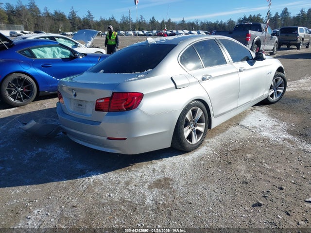 44242050 :رقم المزاد ، WBAXH5C5XDD109346 vin ، 2013 Bmw 528i Xdrive مزاد بيع
