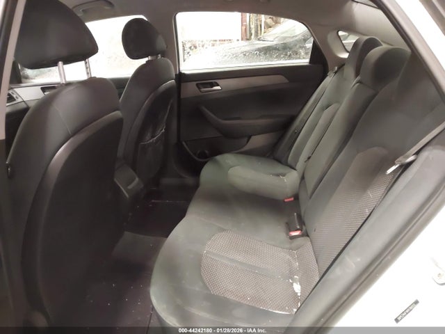 44242180 :رقم المزاد ، 5NPE24AF4KH760111 vin ، 2019 Hyundai Sonata Se مزاد بيع