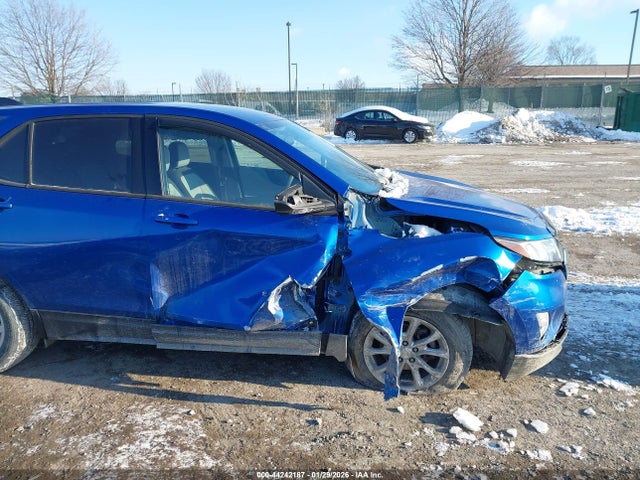 3GNAXSEV4KS506966 Chevrolet EQUINOX LS