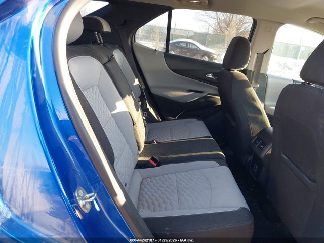 3GNAXSEV4KS506966 Chevrolet EQUINOX LS