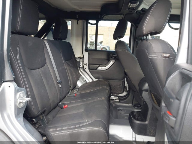 1C4HJWFG5GL132235 Jeep Wrangler Unlimited Rubicon