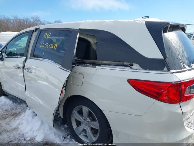 44242235 :رقم المزاد ، 5FNRL6H78JB007414 vin ، 2018 Honda Odyssey Ex-l مزاد بيع