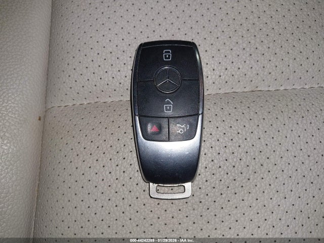 Продаж на аукціоні авто 2022 Mercedes-benz Gle 350 4matic, vin: 4JGFB4KB0NA829822, номер лоту: 44242289