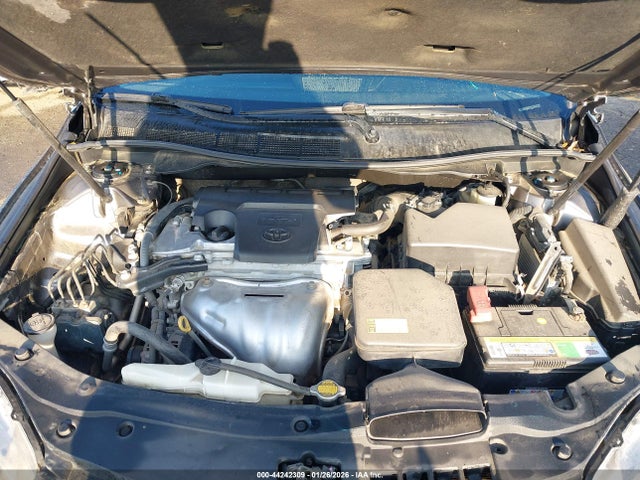 4T1BF1FK4FU904727 Toyota CAMRY SE