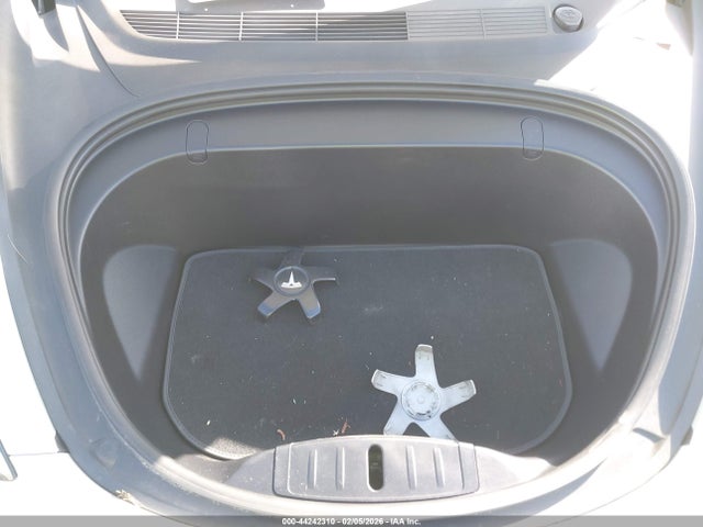 2018 TESLA MODEL 3 5YJ3E1EAXJF126472 Photo 9