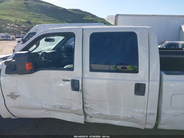 Ford F-350 Xlt 2015 1FT8W3BT6FEC14822 Image 18