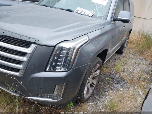 44242321 :رقم المزاد ، 1GYS3CKJ5KR316624 vin ، 2019 Cadillac Escalade Premium Luxury مزاد بيع