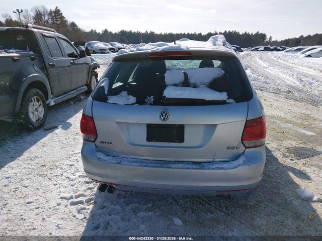 3VWPP7AJ5EM602226 Volkswagen Jetta Sportwagen 2.5l S