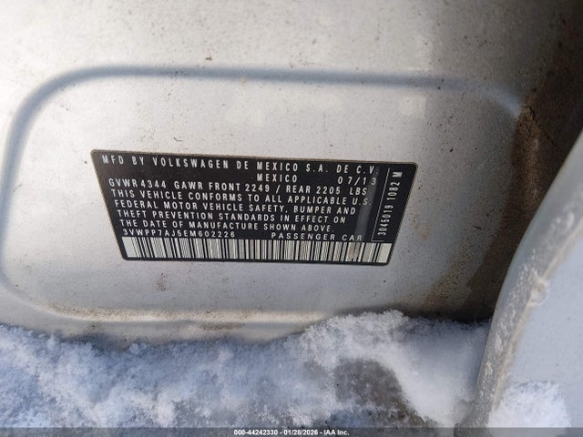 3VWPP7AJ5EM602226 Volkswagen Jetta Sportwagen 2.5l S