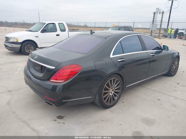 WDDUG8CB8FA203235 Mercedes-Benz S 550