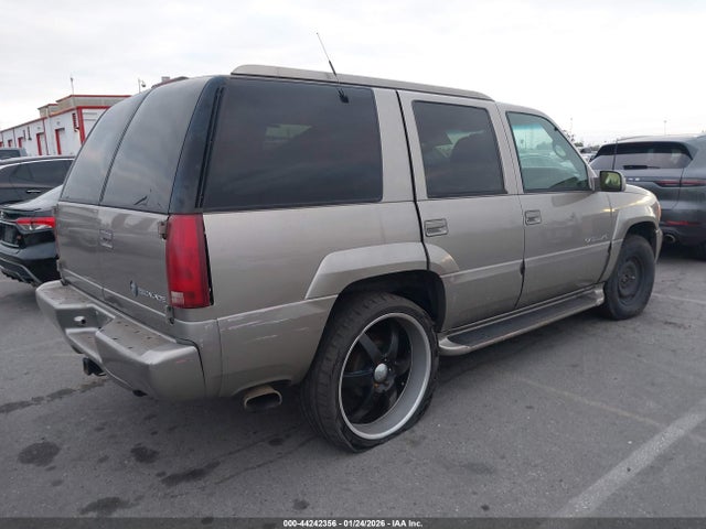 2000 CADILLAC ESCALADE 1GYEK13R6YR116921 Photo 3