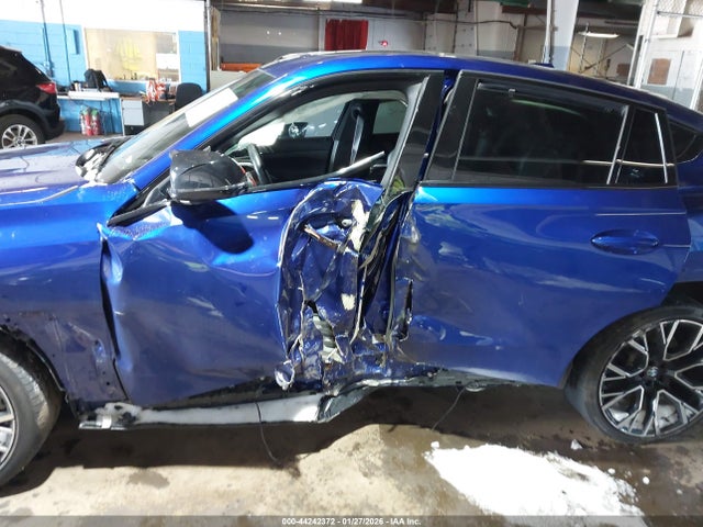 5YM23ET08R9U93774 BMW X6 M