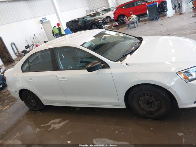 44242384 :رقم المزاد ، 3VW267AJ7GM326924 vin ، 2016 Volkswagen Jetta 1.4t S مزاد بيع