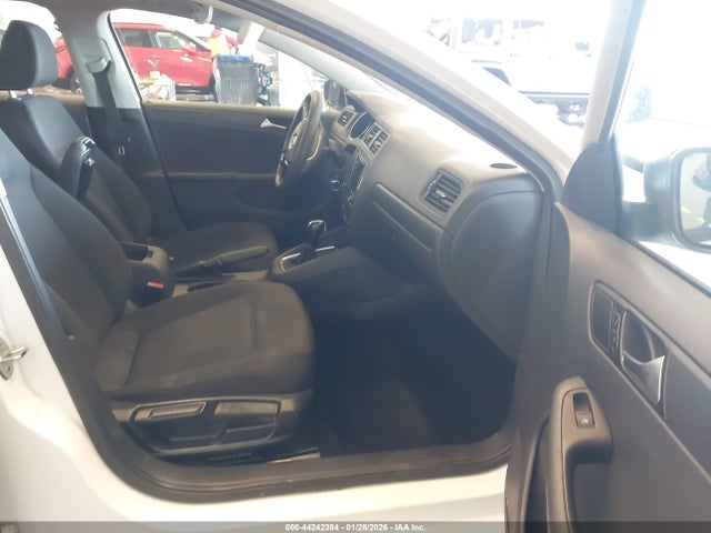 44242384 :رقم المزاد ، 3VW267AJ7GM326924 vin ، 2016 Volkswagen Jetta 1.4t S مزاد بيع