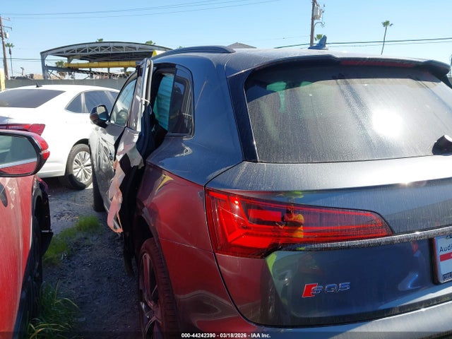 2022 AUDI SQ5 WA1C4AFY9N2023190 Photo 2