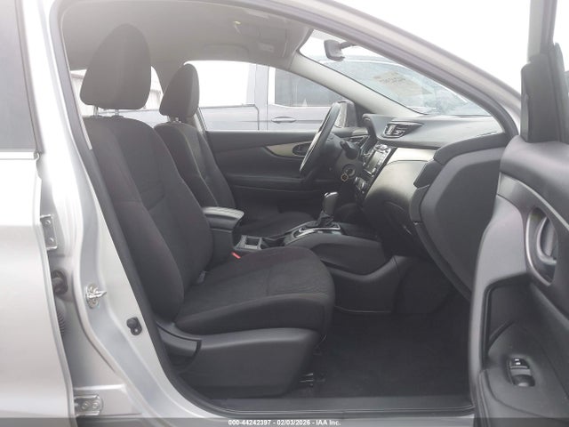 44242397 :رقم المزاد ، JN1BJ1CP6KW520503 vin ، 2019 Nissan Rogue Sport S مزاد بيع