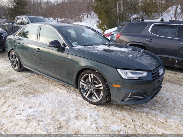 2017 AUDI A4 WAUENAF43HN014428 Photo 0