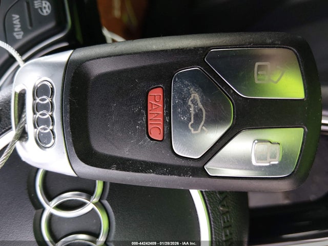 2017 AUDI A4 WAUENAF43HN014428 Photo 10