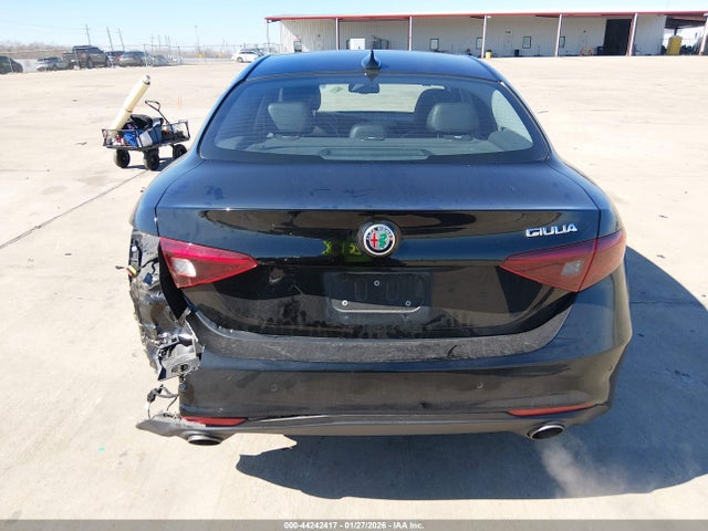 Alfa Romeo Giulia Rwd 2017 ZARFAEBN0H7536484 Image 16