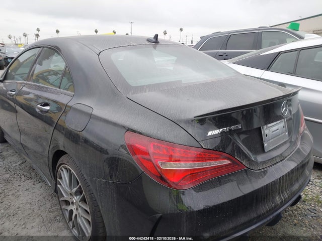 2018 MERCEDES-BENZ AMG CLA 45 WDDSJ5CB3JN565871 Photo 2