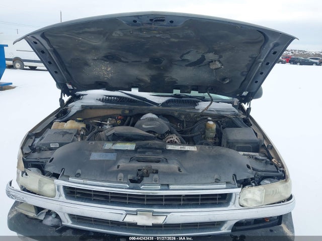 2001 CHEVROLET TAHOE 1GNEC13T61J200862 Photo 9