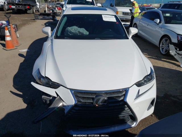 Продажа на аукционе авто 2020 Lexus Is 300, vin: JTHDA1D29L5107733, номер лота: 44242442
