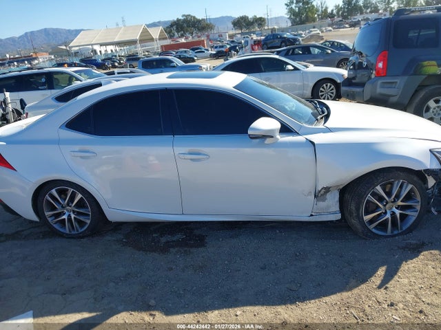 Продажа на аукционе авто 2020 Lexus Is 300, vin: JTHDA1D29L5107733, номер лота: 44242442