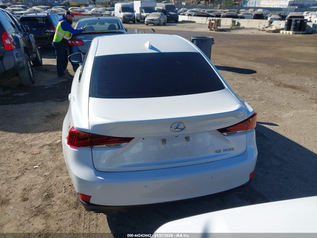 Продажа на аукционе авто 2020 Lexus Is 300, vin: JTHDA1D29L5107733, номер лота: 44242442