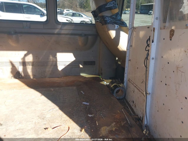 1GNZGXFG9E1119318 Chevrolet Express 3500 Ls