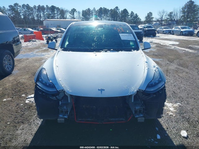 5YJYGDED7MF107510 Tesla Model Y Standard Range Rear-wheel Drive